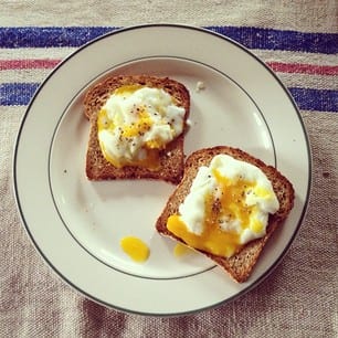 Kettle Eggs—An Improvised Expat Recipe for "Oeufs Mollets"